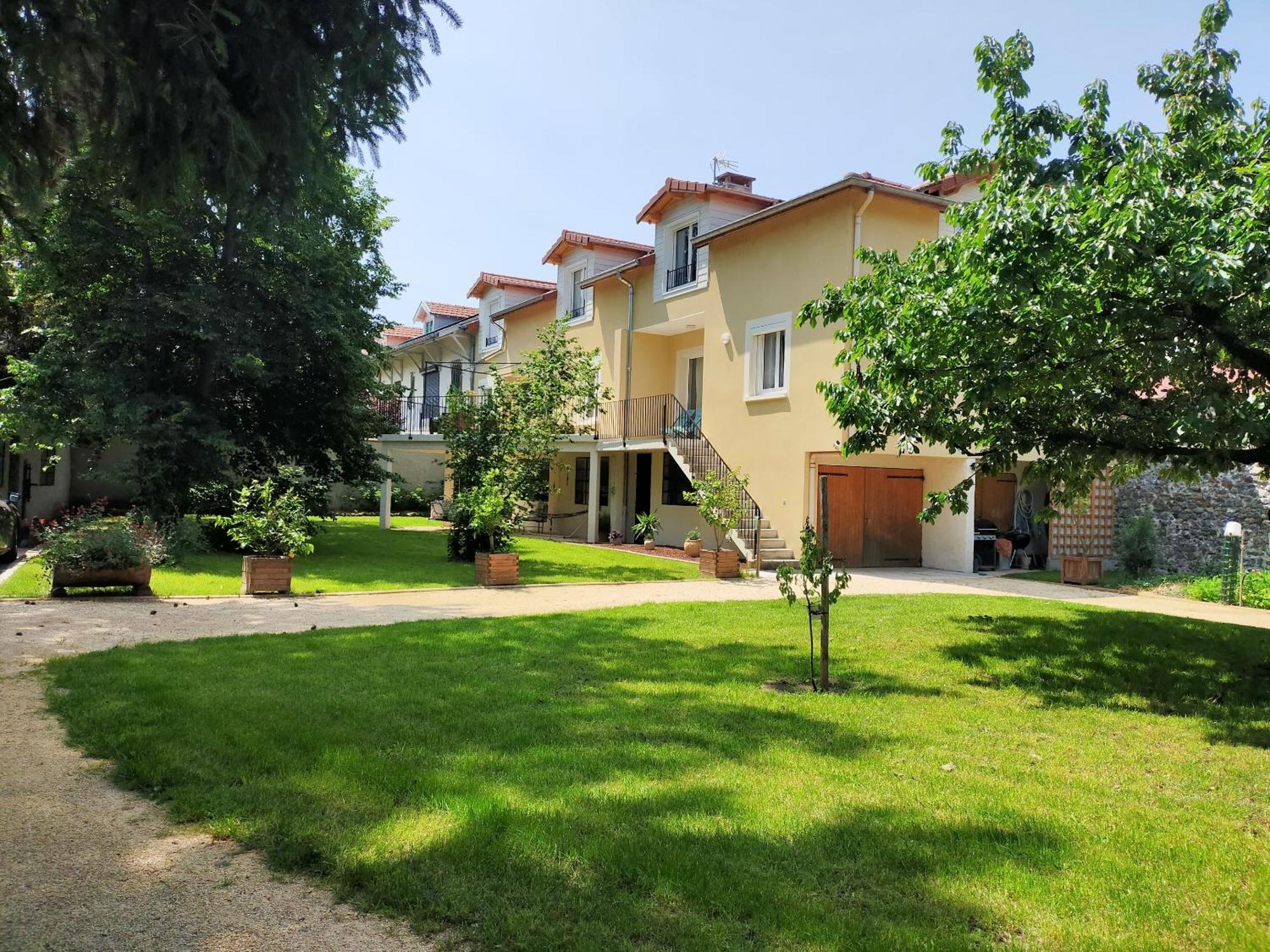 Le Jardin Du Dolaizon Bed & Breakfast Le Puy-en-Velay Dış mekan fotoğraf